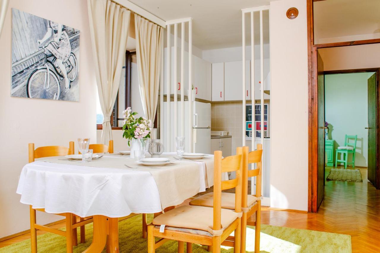 Apartman uz More Vis Exterior foto
